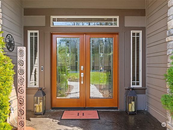 4th image of 11231 137th Avenue NE