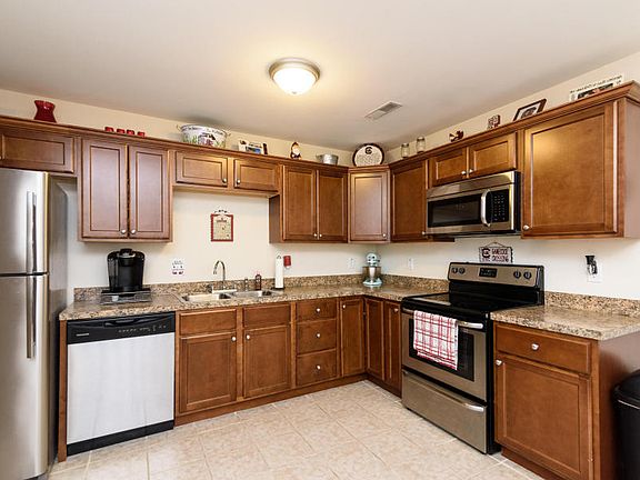 5th image of 1136 Maryland Dr
