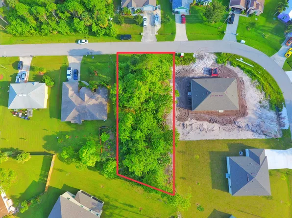 6192 NW East Deville Circle, Port St Lucie, FL 34953
