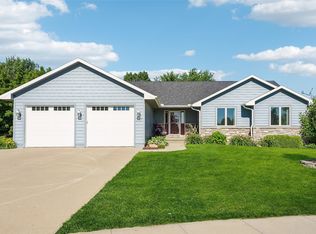 707 N W St, Indianola, IA 50125