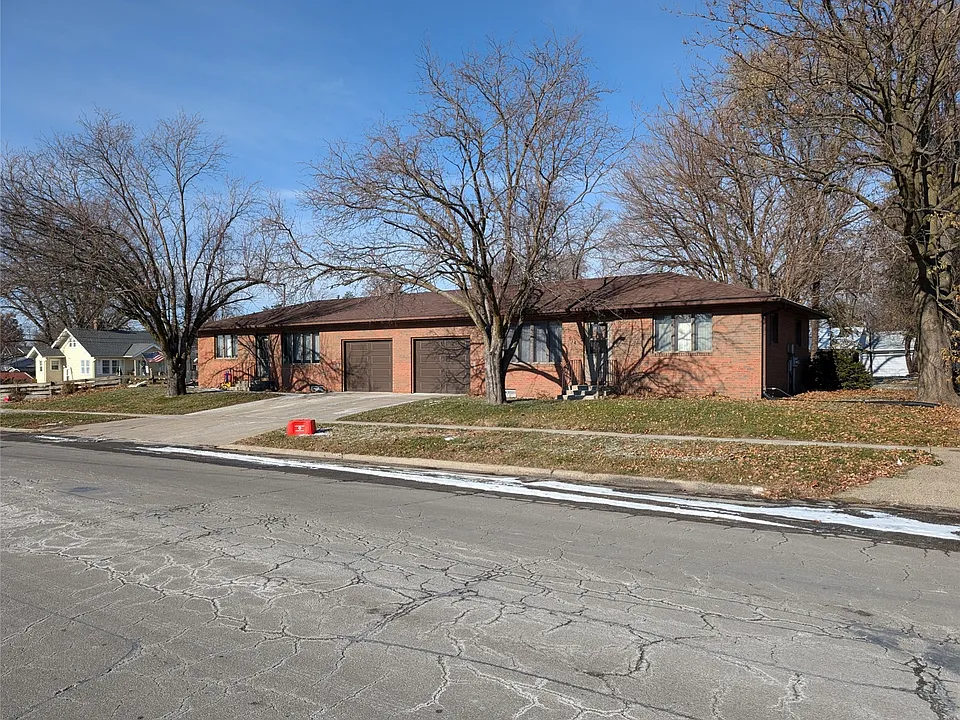 616 S 8th Ave W