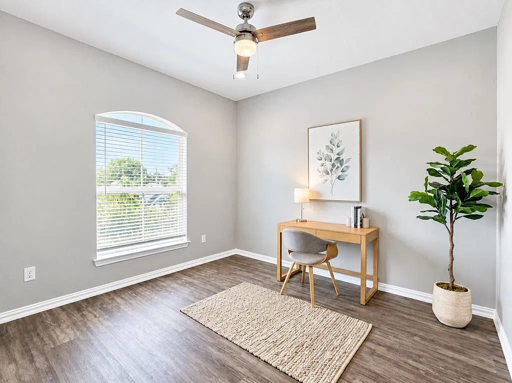 4 bed, 3.5 bath, 3048 sqft, $2,950 — Photo 4