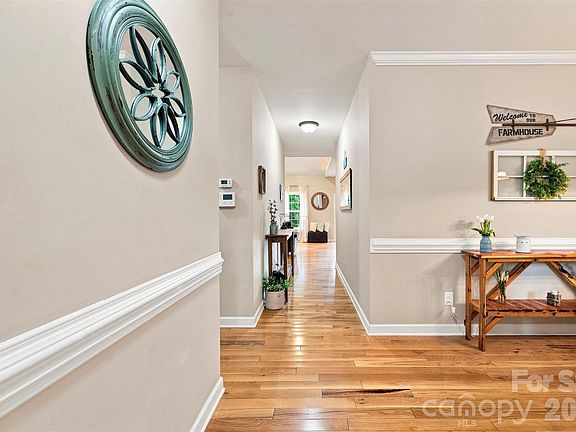 5th image of 4083 Ramsey Rd