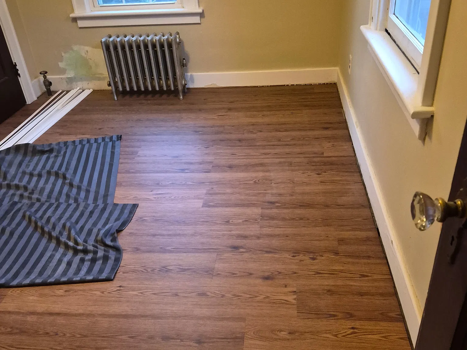 2 bed, $1,000 — Photo 4