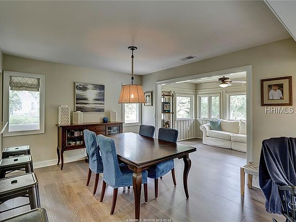 5th image of 16 Bear Creek Dr