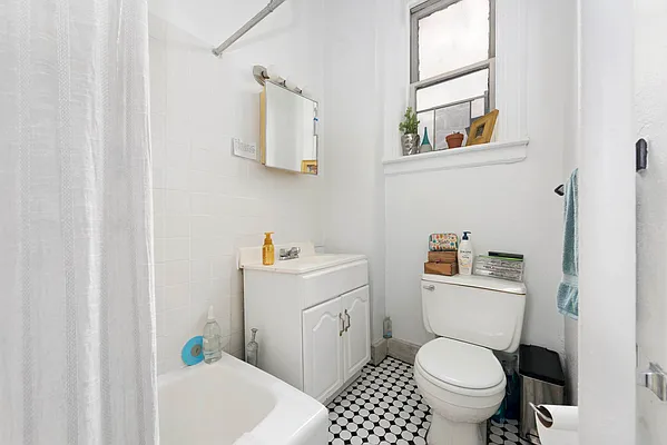 Rented by Douglas Elliman | media 6