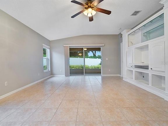 4th image of 4215 Chamberlain Way