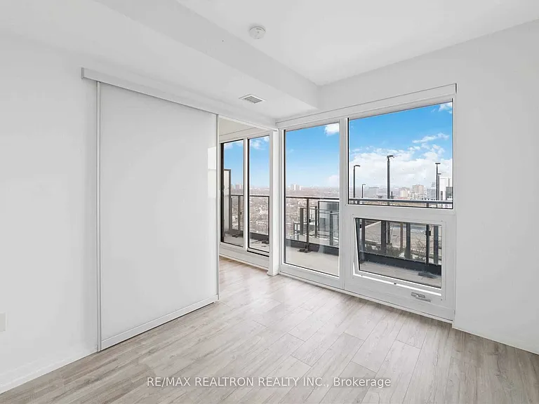 251 Jarvis St #2102 — Photo 10