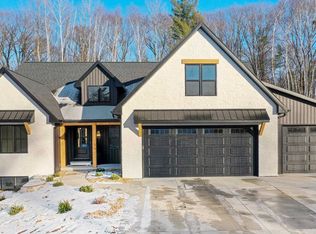 4194 Blackberry Ridge Dr, Oneida, WI 54155