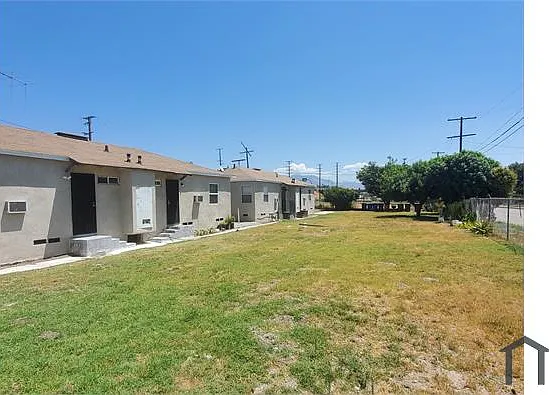 1171 Perris St #3 — Photo 14