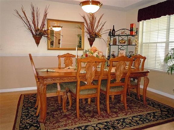 2nd image of 429 Deer Pointe Cir
