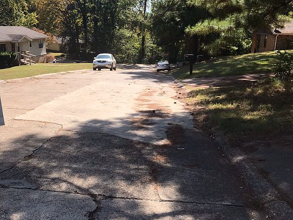 4th image of 155 Cherrywood Cir