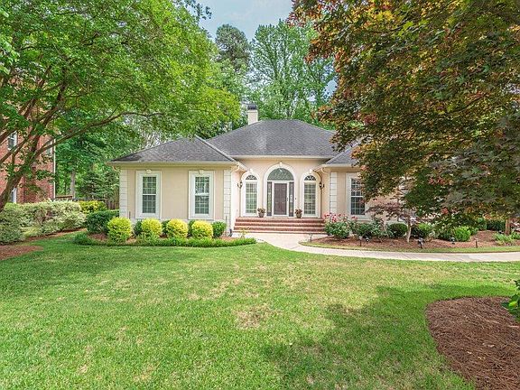 4th image of 251 W Kestwick Drive