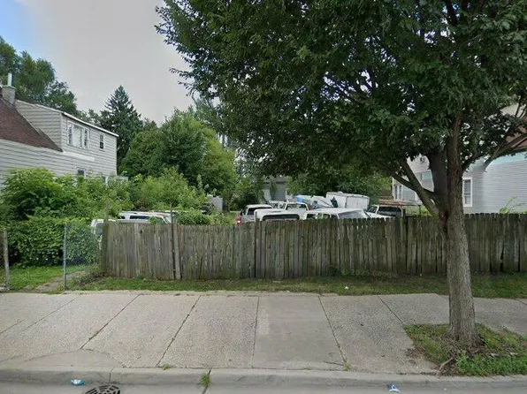 117 W 119th St, Chicago, IL 60628