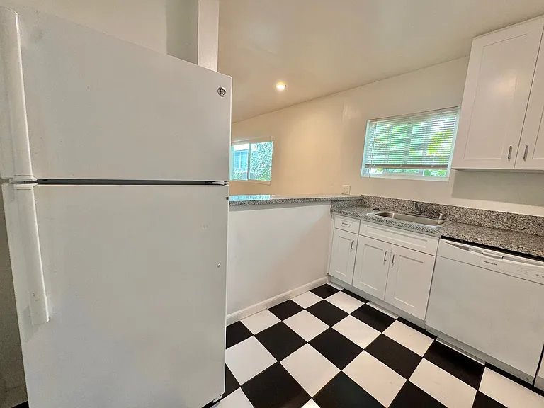 3771 Vinton Ave — Photo 7