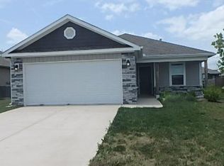 622 N Pecan St, Gardner, KS 66030
