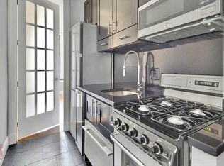 221 Mott St APT 18, New York, NY 10012