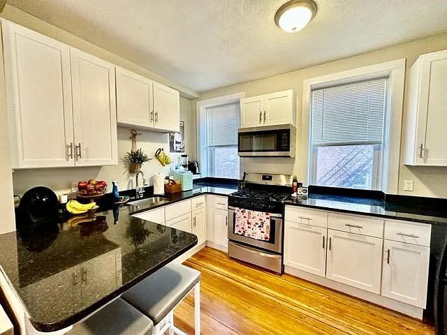 20 Moon St #4 — Photo 9