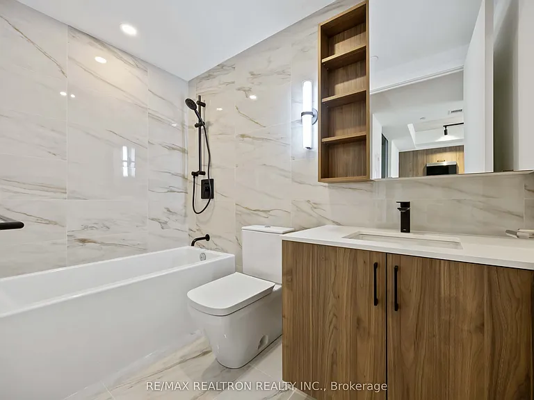 689 The Queensway #201 — Photo 18