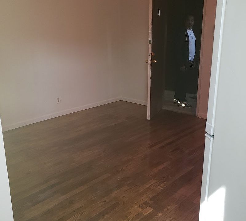 2nd image of 11619 Sutphin Blvd #1F