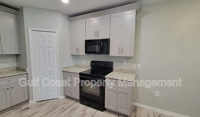 14868 Skip Jack Loop — Photo 4