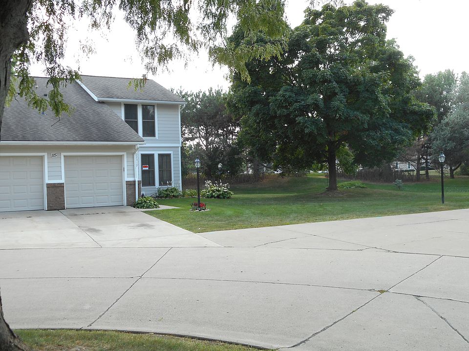 1st image of 22419 Cranbrooke Dr