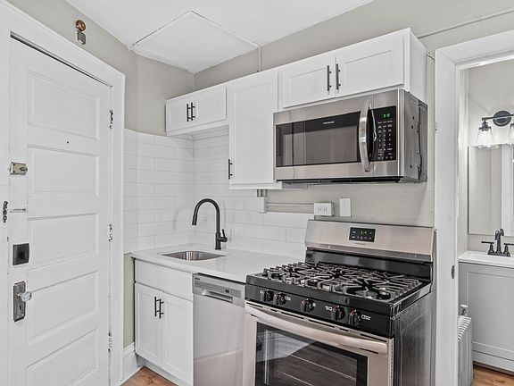 2nd image of 1216 Williamson St #2