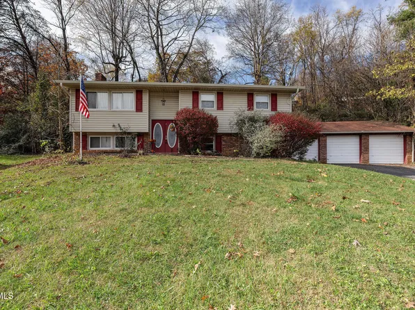 609 Kerry Ct, Kingsport, TN 37660