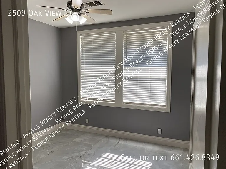 2509 Oak View Ct — Photo 8