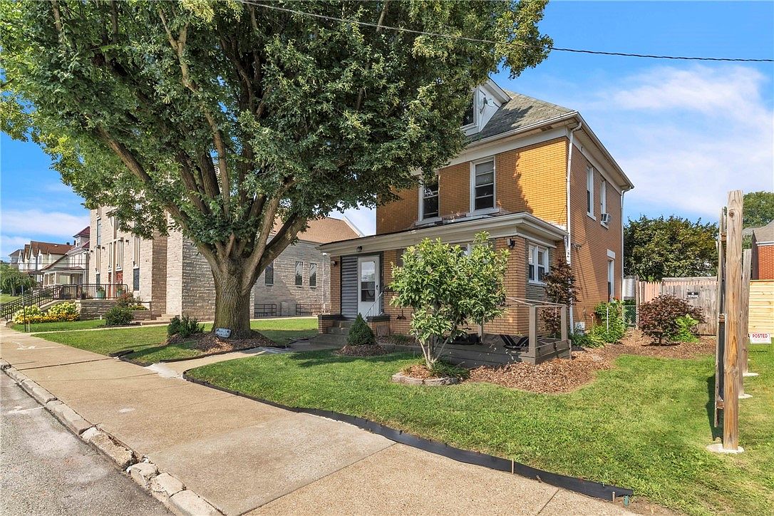 1134 Leishman Ave, New Kensington, PA 15068 | Zillow
