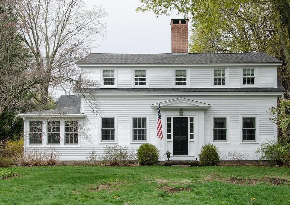 2nd image of 155 Main St