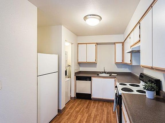 2nd image of 1473 N Goerig St #7a1vtpbkx
