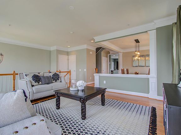 5th image of 2235 Oberlin Dr #339A