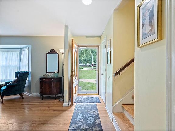 5th image of 11150 Glen Arbor Ter