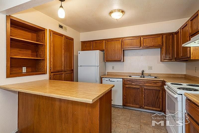 1465 E Peckham Ln Reno, NV, 89502 Apartments for Rent Zillow