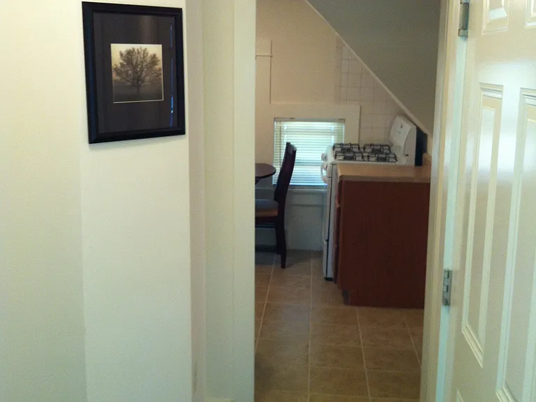 208 Williams St #3 — Photo 5