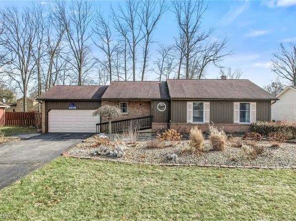 2608 Pine Oak Ct, Niles, OH 44446