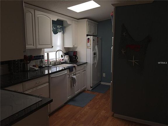 2nd image of 6682 Hikina Dr