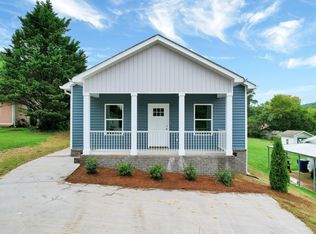 426 Cliff Dr SE, Cleveland, TN 37323