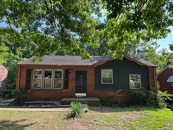 2nd image of 3242 Panorama Dr