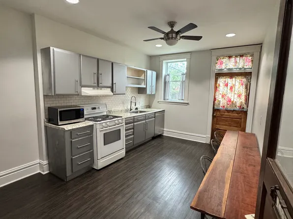 3911 Shaw Blvd #2F, Saint Louis, MO 63110