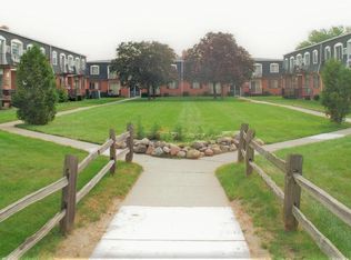 Falcon Crest Apartments, Saint Clair Shores, MI 48080