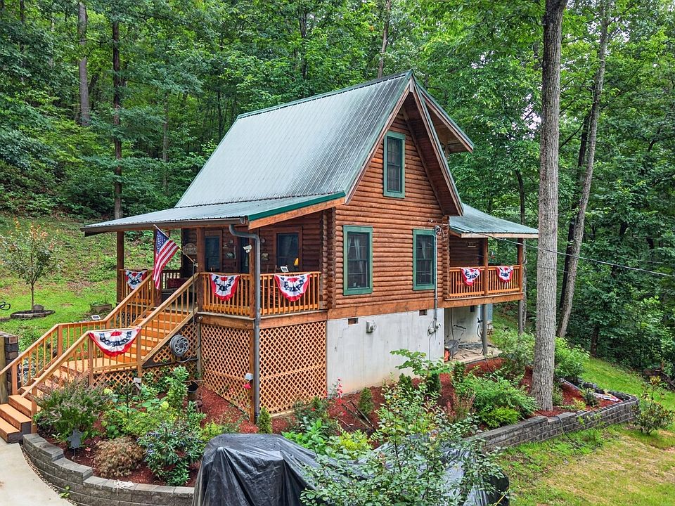 1st image of 2104 Reid Ln