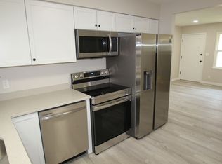 312 N 6th St #6, Adel, IA 50003