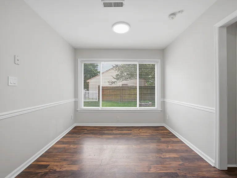 2252 Newstead Dr — Photo 14