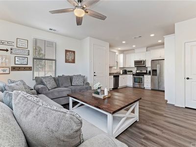 3410 E Santa Clara Paseo Unit 13, Ontario, CA, 91761