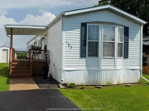 137 Dunkirk Dr, Chatham Kent, ON N7L 5J5