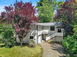 1212 E Clearbrook Dr, Bellingham, WA 98229