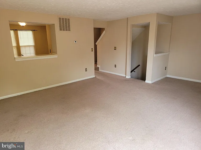 104 Township Ct — Photo 10