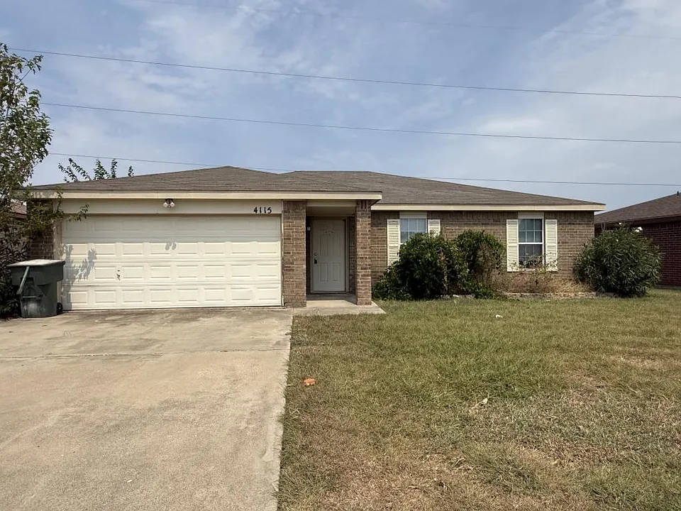 4115 Mustang Dr